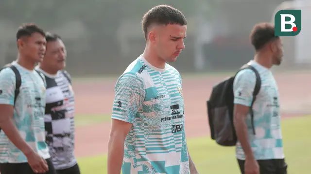 Calvin Verdonk - Latihan Timnas Indonesia