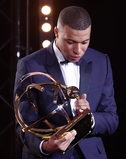 Kylian Mbappe Terpilih Menjadi Pemain Terbaik Liga Prancis