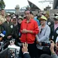 Presiden Jokowi bersama para pelajar Indonesia di Royal Botanic Garden, Australia (foto: biro pers setpres)