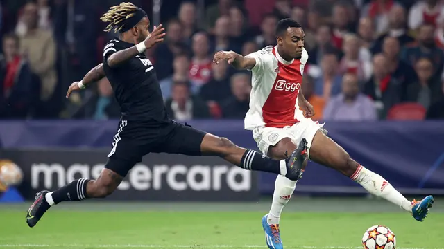 Foto: 5 Pemain Incaran Erik ten Hag Bersama Barcelona Musim Depan, Dominasi Ajax Amsterdam