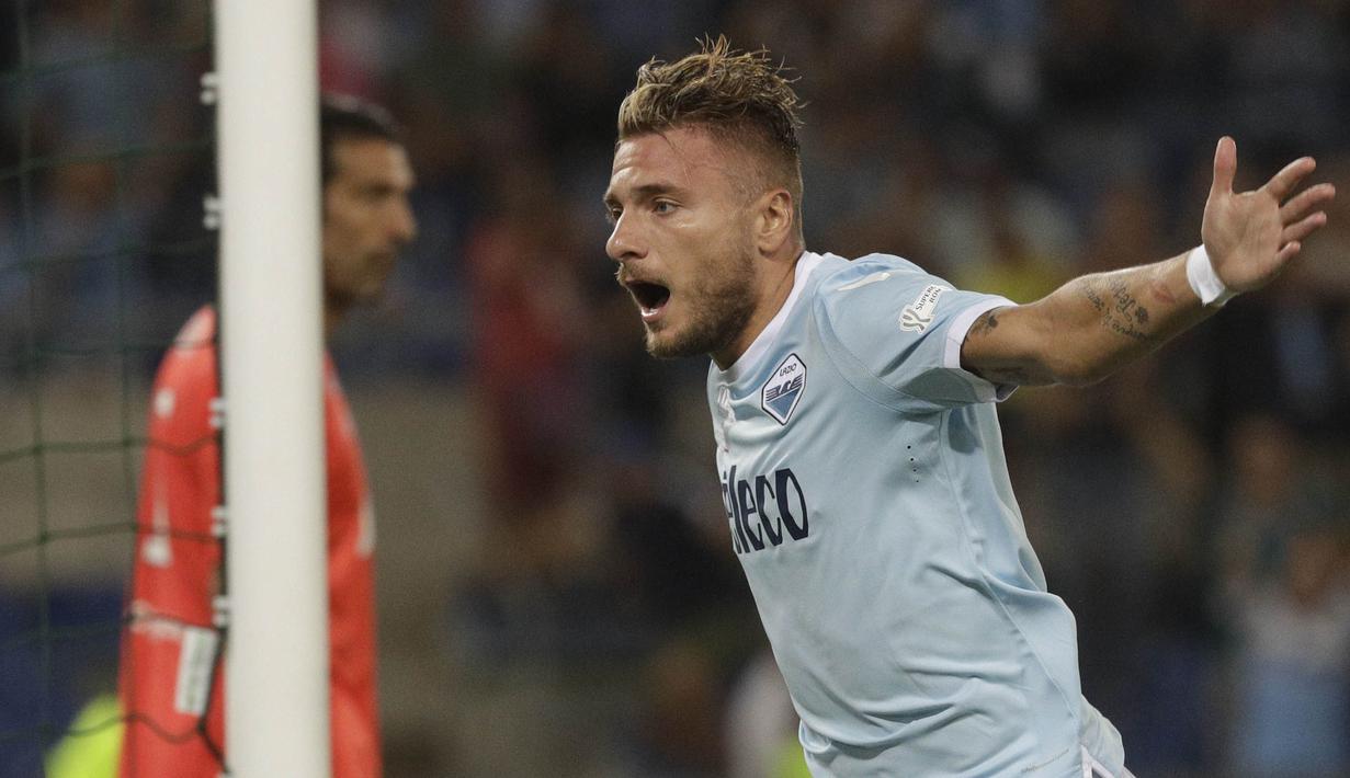 Di Serie A, produktivitas gol Immobile mengungguli bintang Juventus, Cristiano Ronaldo, yang hanya mengoleksi 31 gol. (AP/Gregorio Borgia)