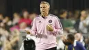 Pelatih Inter Miami CF, Phil Neville saat menghadapi CF Montreal pada laga MLS 2021 di DRV PNK Stadium, Florida (12/5/2021). Phil Neville saat ini tengah membesut Inter Miami sejak ditunjuk pada 18 Januari 2021. Sebelumnya ia sempat menjadi caretaker bersama Salford City hanya dalam 1 laga pada 3 Januari 2015 dan menjadi pelatih kepala Timnas Wanita Inggris mulai 17 Januari 2018 hingga 18 Januari 2021. (AFP/Getty Images/Michael Reaves)