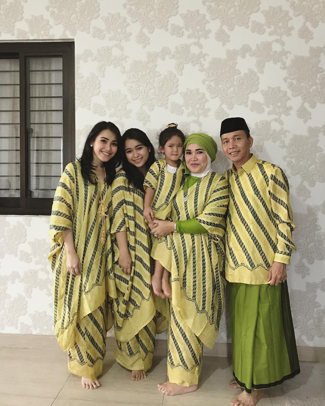 Ayu Ting Ting Kenang Berkurban Dari Kambing Ke Sapi Showbiz Liputan6 Com
