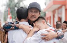 Tahukah Anda, Mensos Gus Ipul Dapat Pelukan Hangat Saat Kunjungi Sekolah Rakyat 33 Tangsel?
