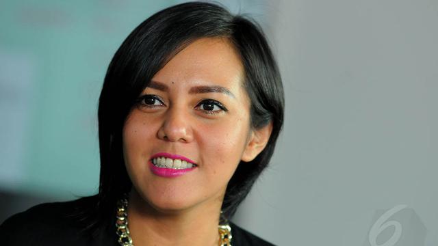 Djenar Maesa Ayu Dan Cinta Ramlan Tolak Reklamasi Teluk Benoa Showbiz Liputan6 Com