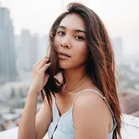 ilustrasi zodiak perempuan/Photo by JC Gellidon on Unsplash