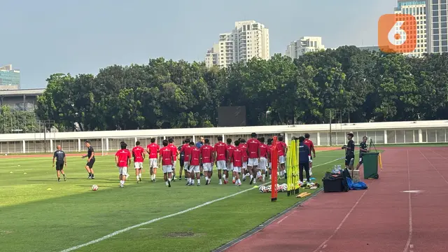Sesi latihan Timnas Indonesia U-23