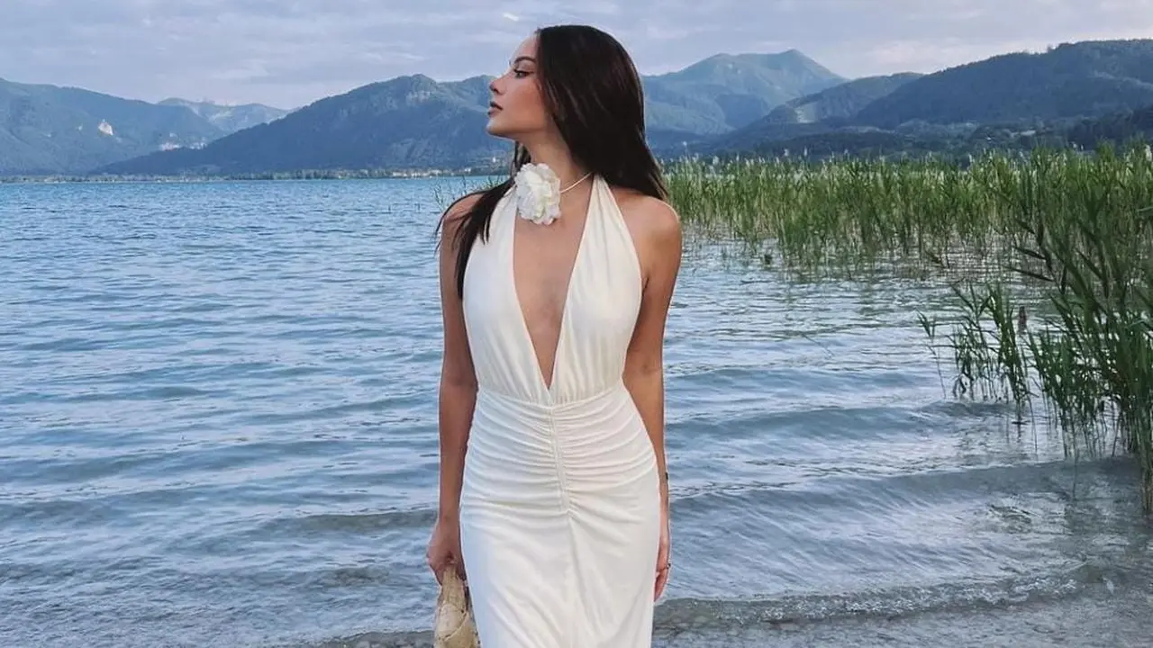 Inspirasi Outfit Dress Ala Alyssa Daguise