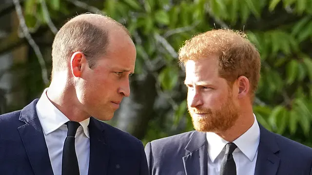 Pangeran William dan Pangeran Harry. (AP Photo/Martin Meissner)