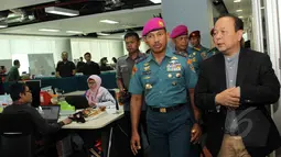 Komandan Pasukan Marinir 2 Brigadir Jenderal TNI (Mar) RM Trusono dan rombongan saat menyambangi Liputan6.com, Jakarta, Rabu (13/5/2015). Dalam kunjungannya Trusono berbagi banyak hal dengan Liputan6.com. (Liputan6.com/Helmi Afandi)