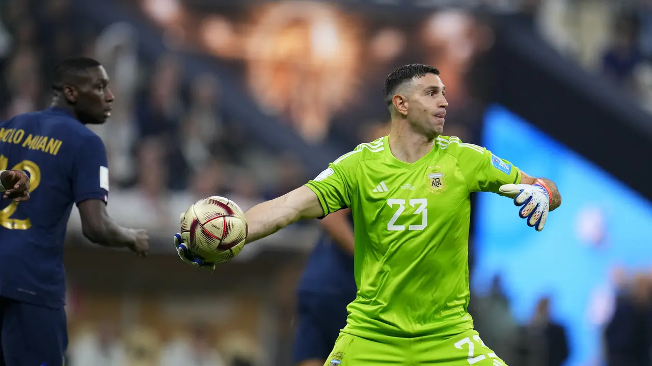 Emiliano Martinez - Argentina - Piala Dunia 2022