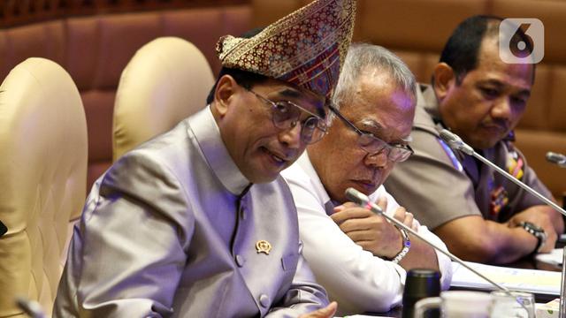 DPR Evaluasi Penanganan Transportasi Natal 2019 dan Tahun Baru 2020