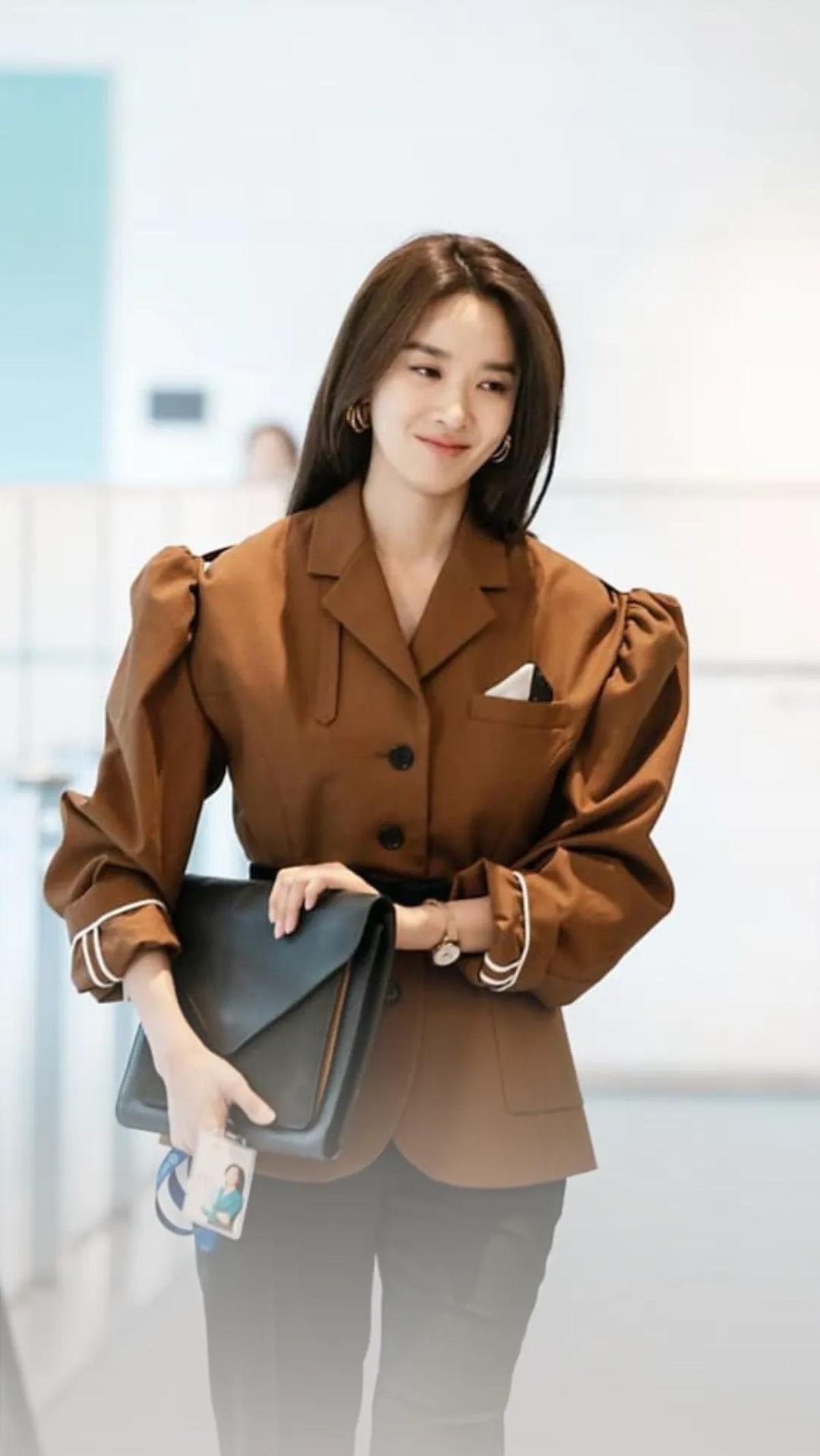10. Sering Disebut Mirip Sandara Park