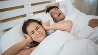 Ilustrasi ngorok atau mendengkur saat tidur (Foto: freepik/katemangostar)