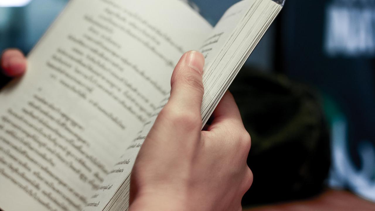 Majas Hiperbola Adalah Gaya Bahasa yang Melebih-Lebihkan, Pahami dari Contohnya