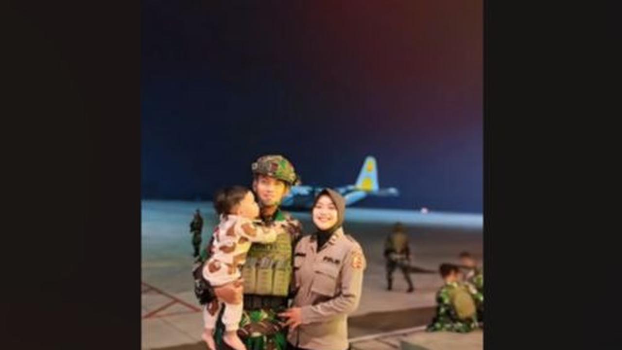 Briptu Ardiana tidak menampik jika dirinya sempat merasa sedih dan khawatir ketika mengetahui sang suami harus berangkat ke Papua. Mengingat tempat suami bertugas adalah daerah konflik yang rawan serangan dari Kelompok Kriminal Bersenjata (KKB).<br>