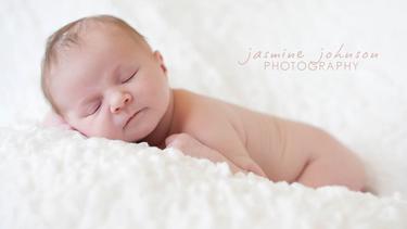 Pose Menggemaskan Bayi Saat Tidur Fashion Fimela Com