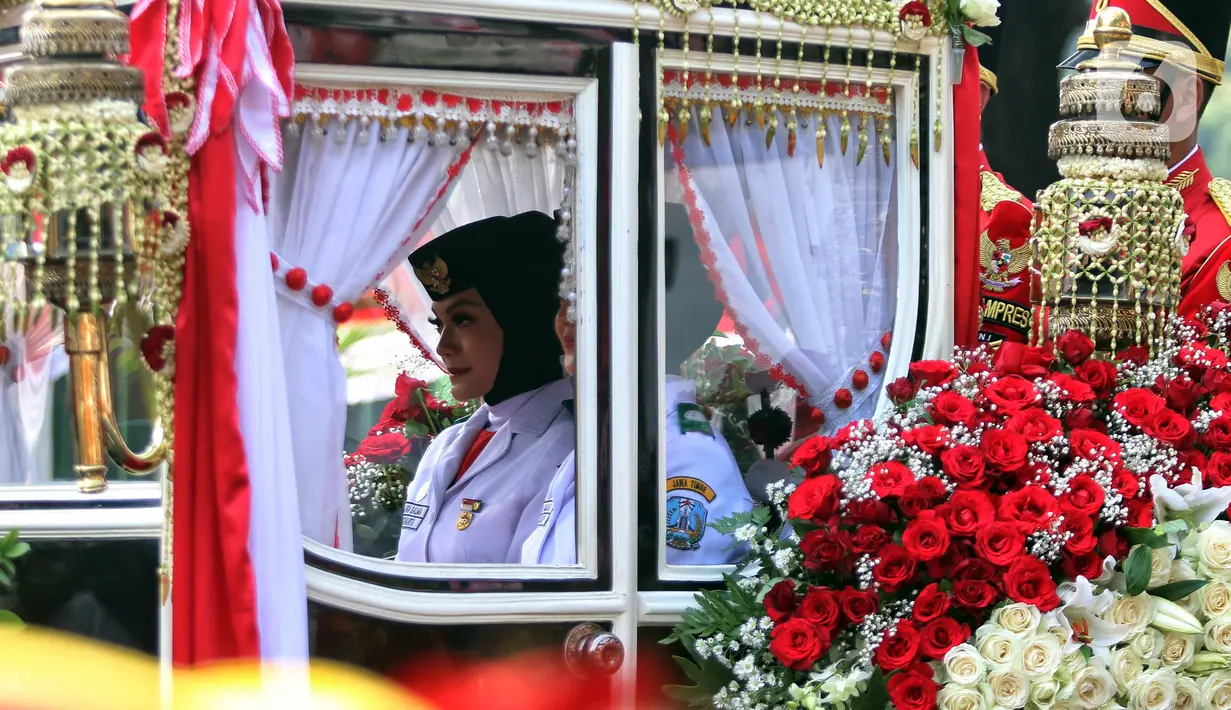 Peserta Kirab Bendera diisi berbagai lapisan masyarakat, di antaranya ada drumband dari akademi Polri dan TNI. (Liputan6.com/Angga Yuniar)