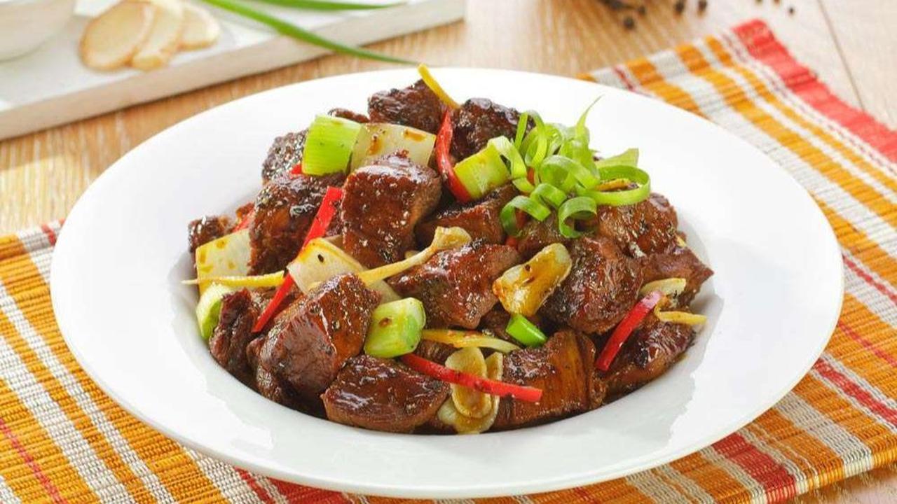 Trik Goreng Daging Sapi Anti Alot, Tambahkan 1 Bahan Dapur Ini
