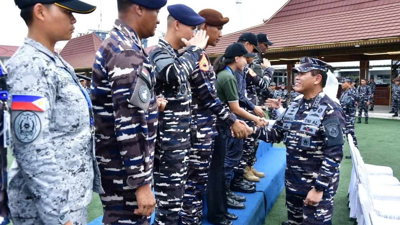 FOTO: KRI Bima Suci Jalankan Misi Pelayaran Diplomasi dan Latihan Taruna TNI AL