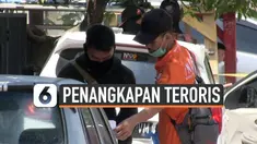 Densus 88 Antiteror menangkap 6 terduga Cirebon di berbagai tempat di Cirebon. Densus juga menggeledah 6 kediaman masing-masing teroris. Sejumlah barang bukti disita dari rumah para terduga teroris.