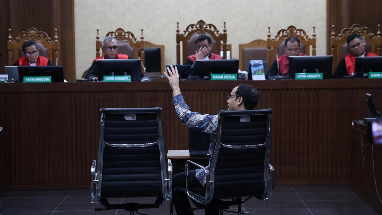 FOTO: Nadiem Jelaskan Tim Bayangan Kemendikbudristek di Sidang Chromebook