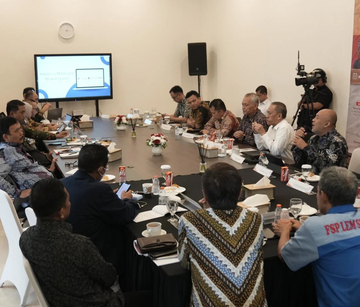 GREAT Institute bahas konflik geopolitik