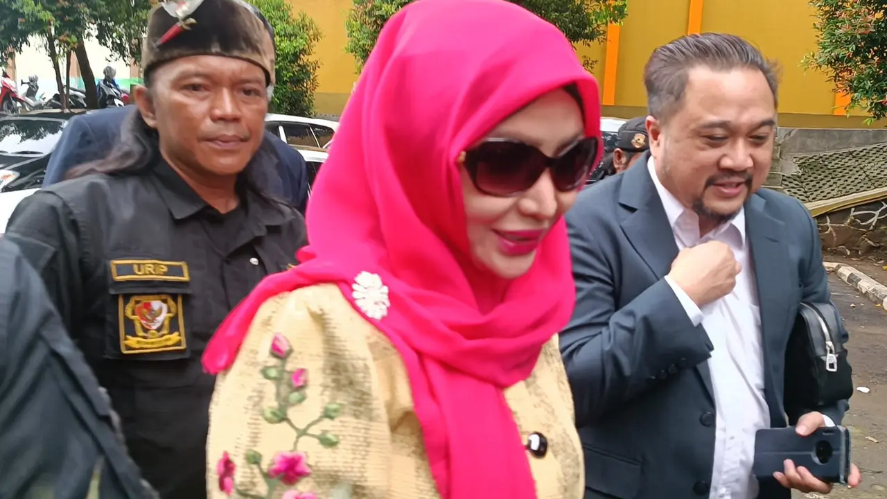 Roro Fitria