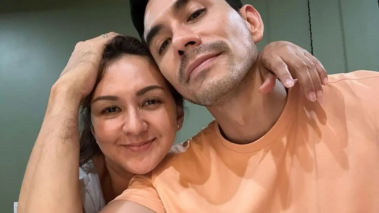 Potret Donna Agnesia dan Darius Sinathrya (Instagram/@dagnesia)