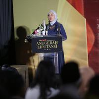 Aktif Suarakan Literasi Digital, Mira Sahid Terima Anugerah Perempuan Hebat Liputan6