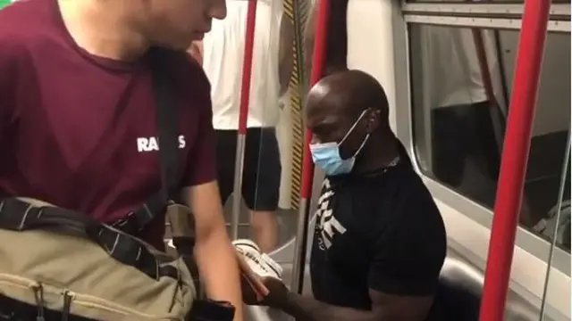 Aksi Viral Atlet Martial Art Beri Pelajaran pada Penumpang Tak Bermasker di Kereta
