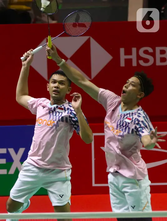 Fajar Alfian/Muhammad Rian Ardianto tampil konsisten sepanjang laga. (Liputan6.com/Helmi Fithriansyah)