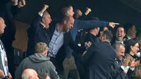 Pangeran William tak mampu menyembunyikan rasa bahagianya saat menjadi saksi Aston Villa menjuarai Liga Europa musim 2025/2026. (AP Photo)