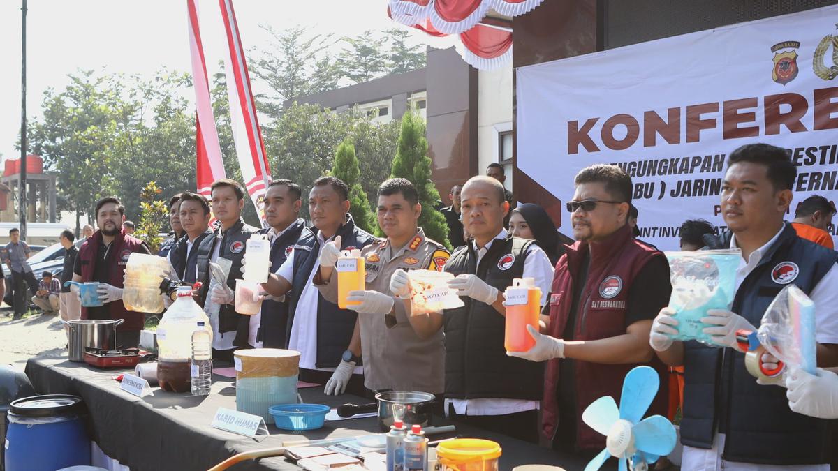 Polda Jabar Bongkar Laboratorium Sabu Jaringan Golden Crescent Iran-Afganistan-Pakistan