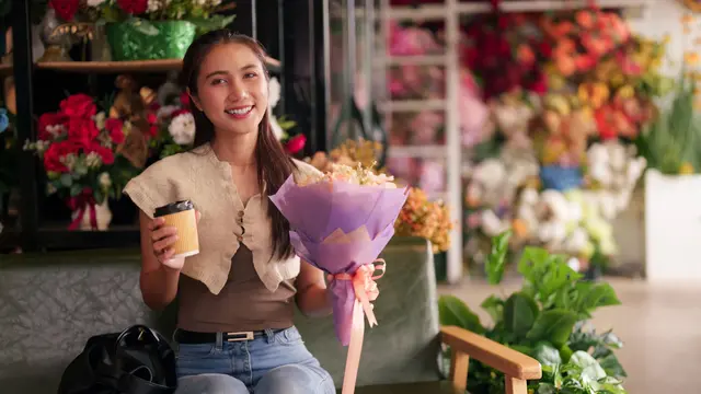 wanita oktober bahagia ucapan