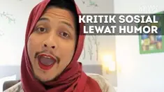 Dengan gaya dan kerudung khasnya, seorang pria kerap melontarkan sindiran dalam bahasa Jawa Timur. Kini, ia pun jadi selebgram