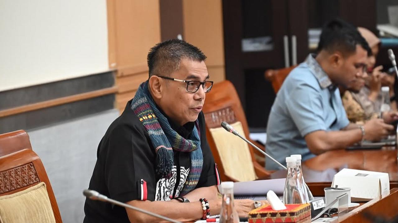 VIDEO: Hinca Komisi III Keras Singgung Anggaran Gaji Hakim "6 Bulan Lagi Jalan Kaki"