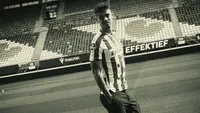 Mees Hilgers di markas SC Heerenveen. Hilgers resmi pindah dari FC Twente ke SC Heerenveen di akhir bursa transfer musim panas 2026. (Dok. X @scHeerenveen)