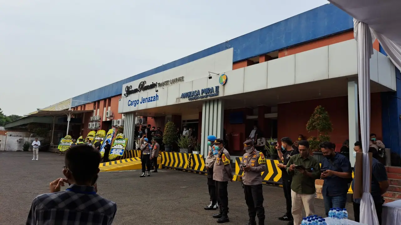Suasana Kargo Jenazah atau human remains transit lounge di Terminal Bandara Internasional Soekarno Hatta untuk menjemput jenazah anak Ridwan Kamil, Emmeril Kahn Mumtadz atau Eril.