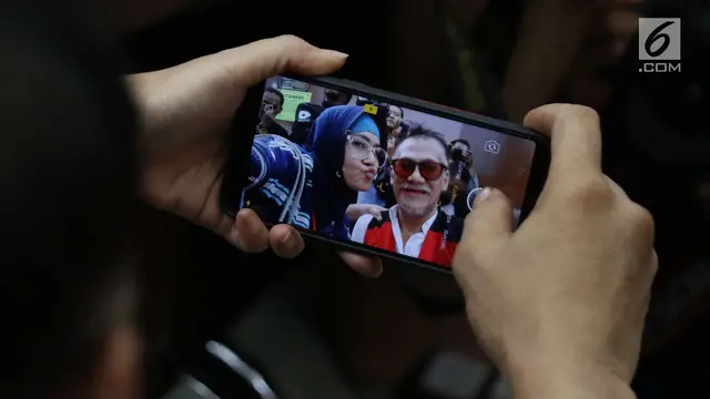 Tio Pakusadewo Divonis Rehabilitasi dan Sembilan Bulan Masa Tahanan