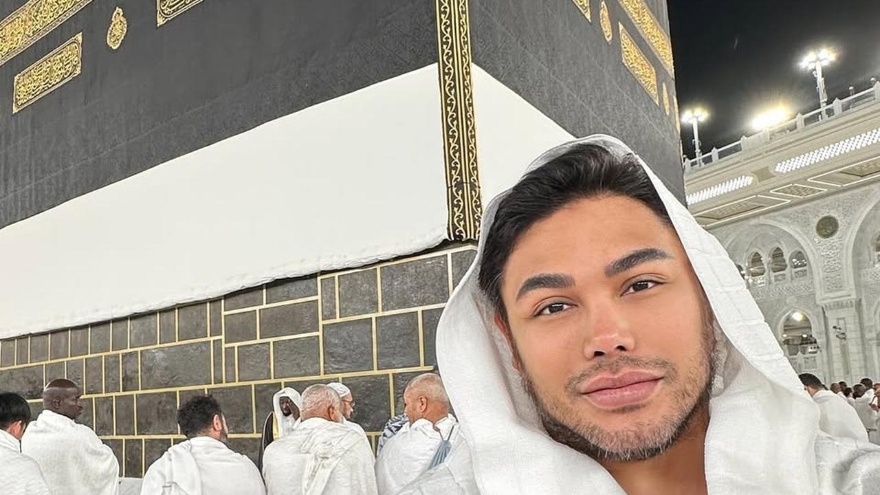 Tak Cuma Bertemu Keturunan Rasullullah, Ini Orang-Orang Penting yang Ditemui Ivan Gunawan Jelang Puncak Haji di Mekkah