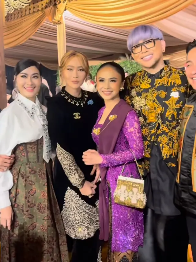 Yuni Shara Hadir di Pernikahan Anak Soimah. [@yunishara36]