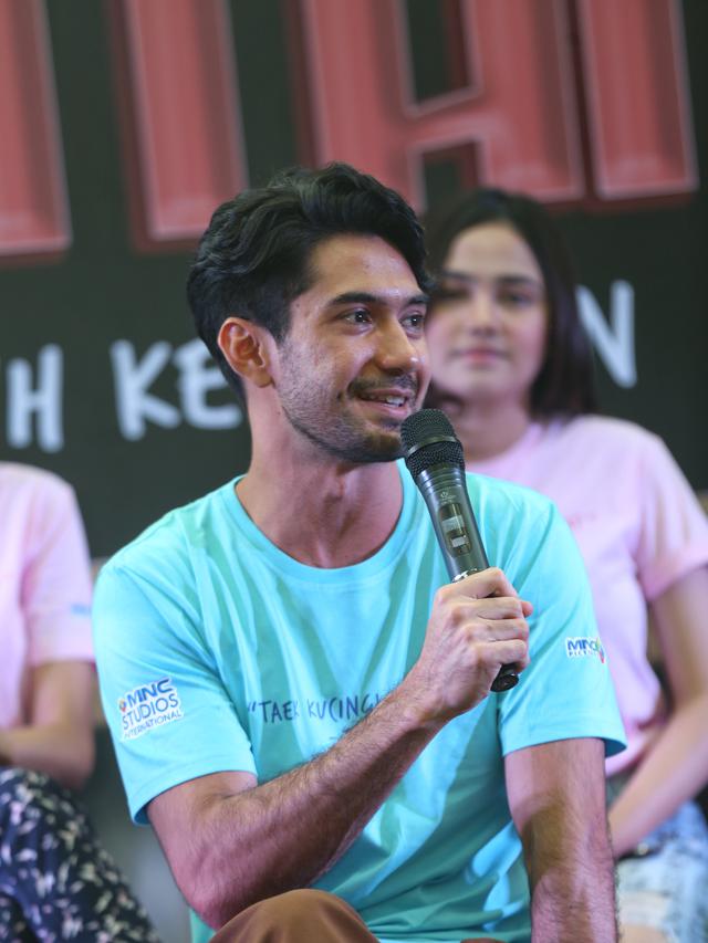 Reza Rahadian Resmi Gabung Di Surga Yang Tak Dirindukan 3 Tapi Bukan Sebagai Dokter Syarief Showbiz Liputan6 Com