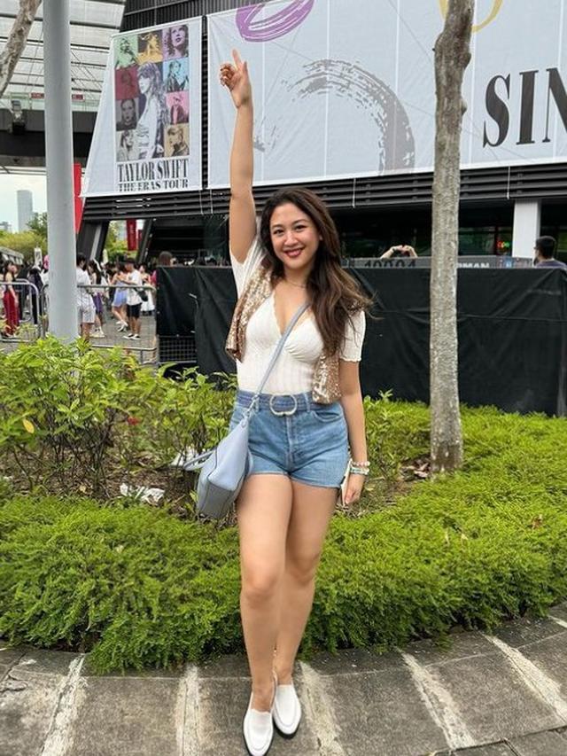 Sherina Munaf dengan rambut panjang (Instagram/sherinamunaf)