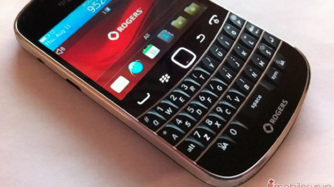 BlackBerry `Jadul` Bold 9900 Bakal Diproduksi Ulang