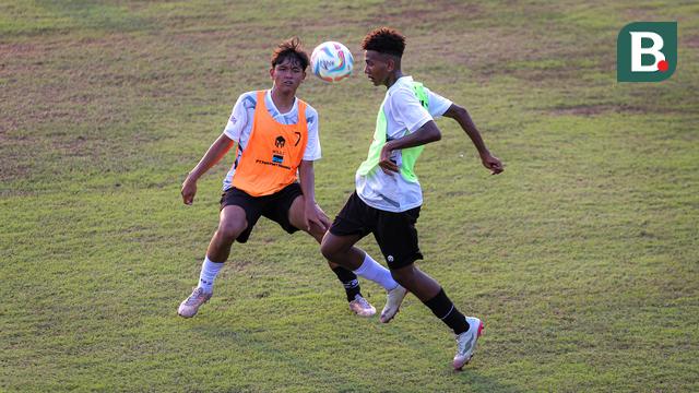 Foto: Nova Arianto Pimpin Latihan Perdana Timnas Indonesia U-16, Panggil 32 Pemain