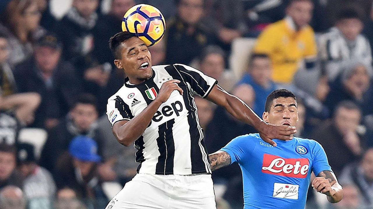 Alex Sandro Absen Bela Juventus Tiga Pekan
