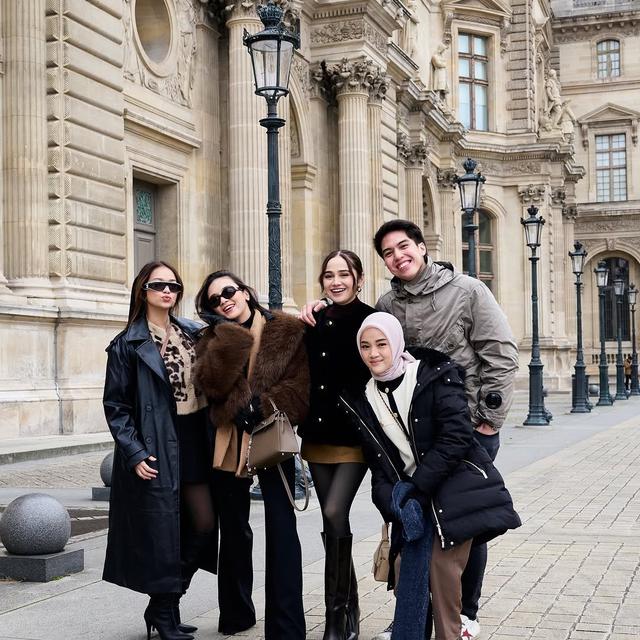 Dituding Jadi Orang Ketiga, Ini 6 Potret Diandra Marsha Bareng El Rumi dan Syifa Hadju