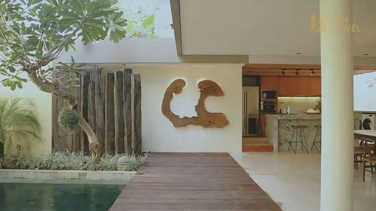 Foto Villa Jessica Iskandar di Bali yang Disewakan untuk Umum, Bernuansa Tropis khas Pulau Dewata