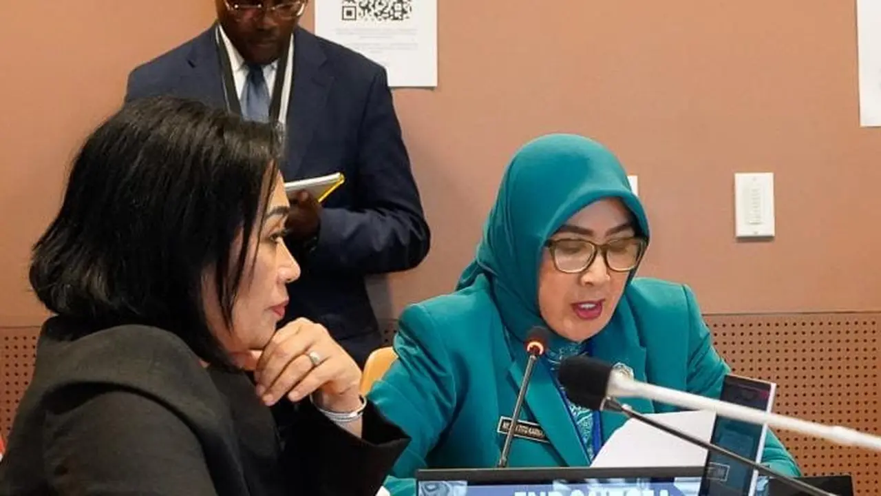 Ketua Umum (Ketum) Tim Penggerak Pemberdayaan dan Kesejahteraan Keluarga (TP PKK), Tri Tito Karnavian